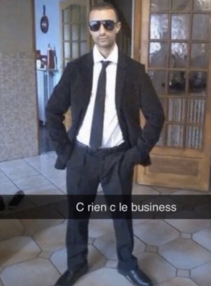 J’ai montré à un millionnaire atteint d’Alzheimer une photo de famille avec moi, faite par l’IA pour qu’il me mette dans son héritage