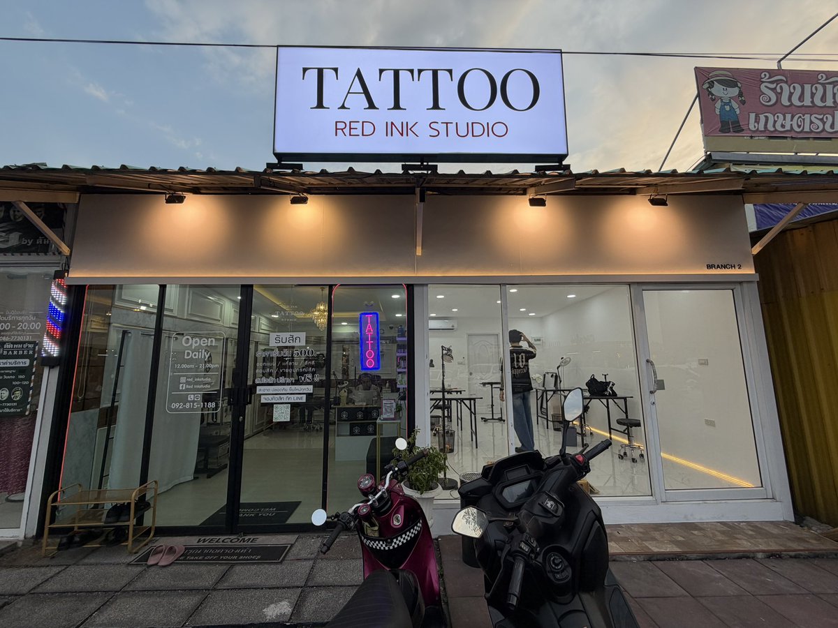 akrasuryphat's tweet photo. ร้านใหม่ 60% แล้ว…รอชม 🔥

#tattoo #redinktattoo #mistressalice https://t.co/YwKXrCx93M