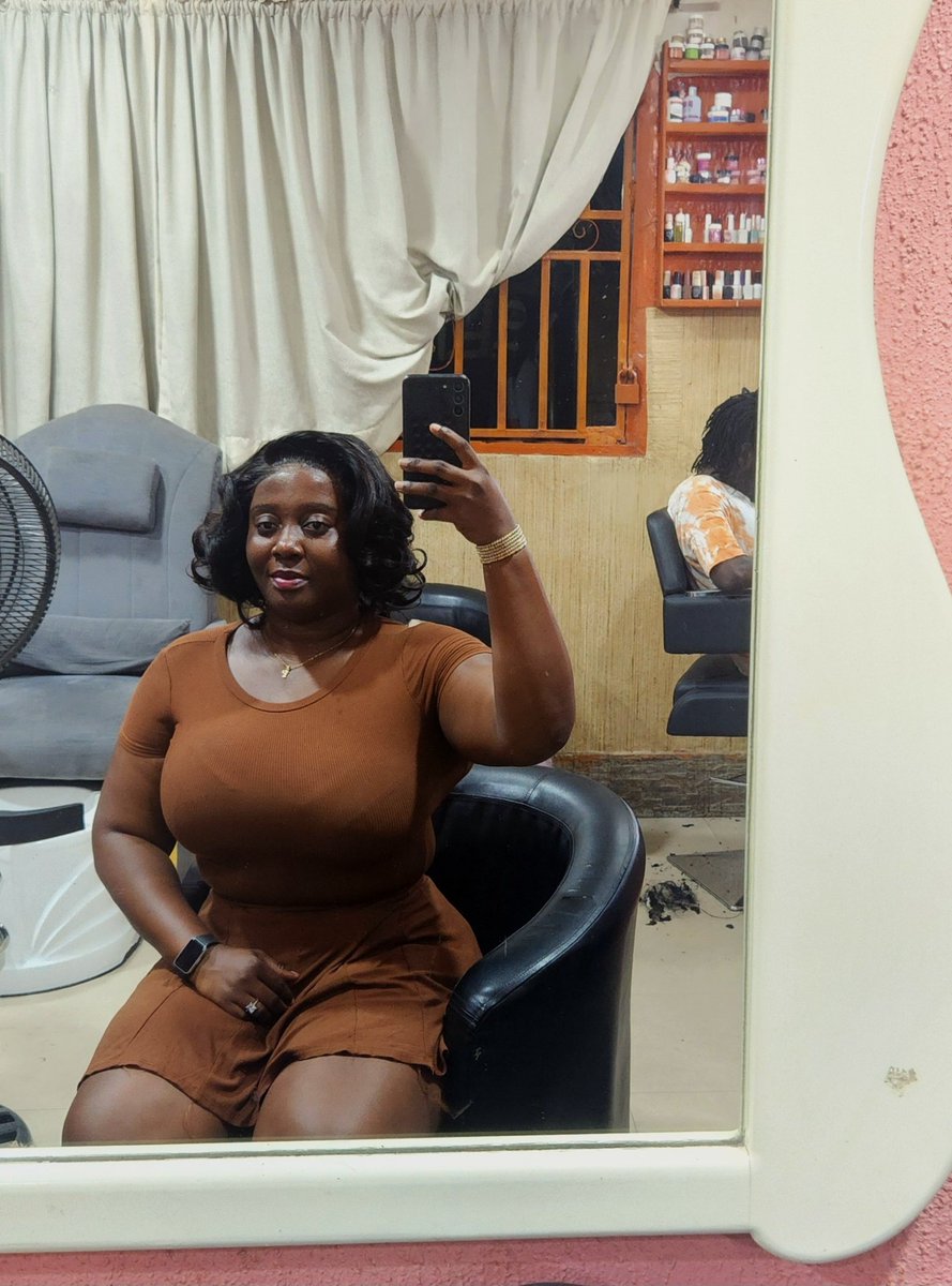 Phinesmiles's tweet image. Adiaha Ibibio, afoñ mma ke idem
#newlook
Hair @taitai4love