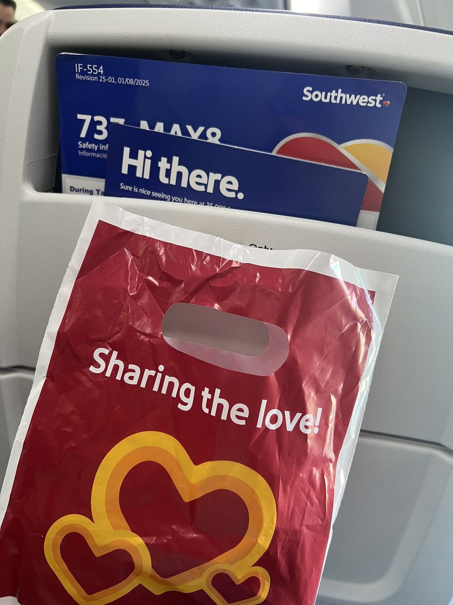 chasero13's tweet photo. @SouthwestAir was my favorite Valentine 💘 … we are catching flights, not feelings 🙌🏼 https://t.co/FgPoYeYvnP