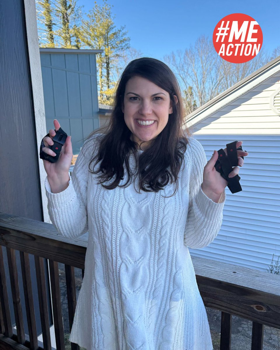 MEActNet's tweet image. Our executive director, Laurie Jones is sending out some love this Valentine's weekend- in the form of refurbished Visible bands! Those of you who won have been notified via email and the first round of bands are on their way! Thank you to @Visible_health! 

#pwME #StopRestPace
