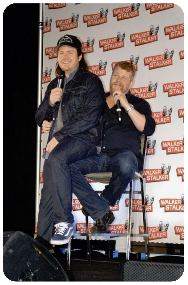 CoolmenRbornN64's tweet photo. I love this photo of Michael @Cudlitz and #JoshMcDermitt on stage at a #WalkerStalker event, it appears that Josh have the best seat in the house ๐
๐๐๐ฝ๏ธ๐ฌ๐ฃ๐บ๐ฟโจโจโจ https://t.co/adpWZDmEJr