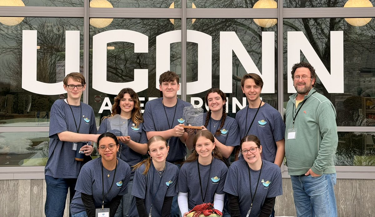 DBednarzLHS's tweet photo. LHS -National Ocean Sciences Bowl-regional “Quahog Bowl” team takes 3rd place AND sportsmanship award! Ledyard won 4 of 5 matches in round robin and then lost a tough one in semifinals. So proud of your efforts and positivity! The B team cut their teeth today, get em next year! https://t.co/DloB3kNBo5