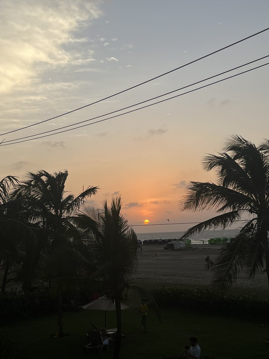 Sisisi, muy bueno el concurso de triples…