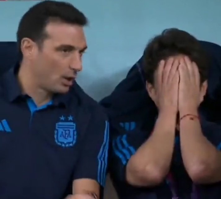 Flor• heated rivalry's version tweet media