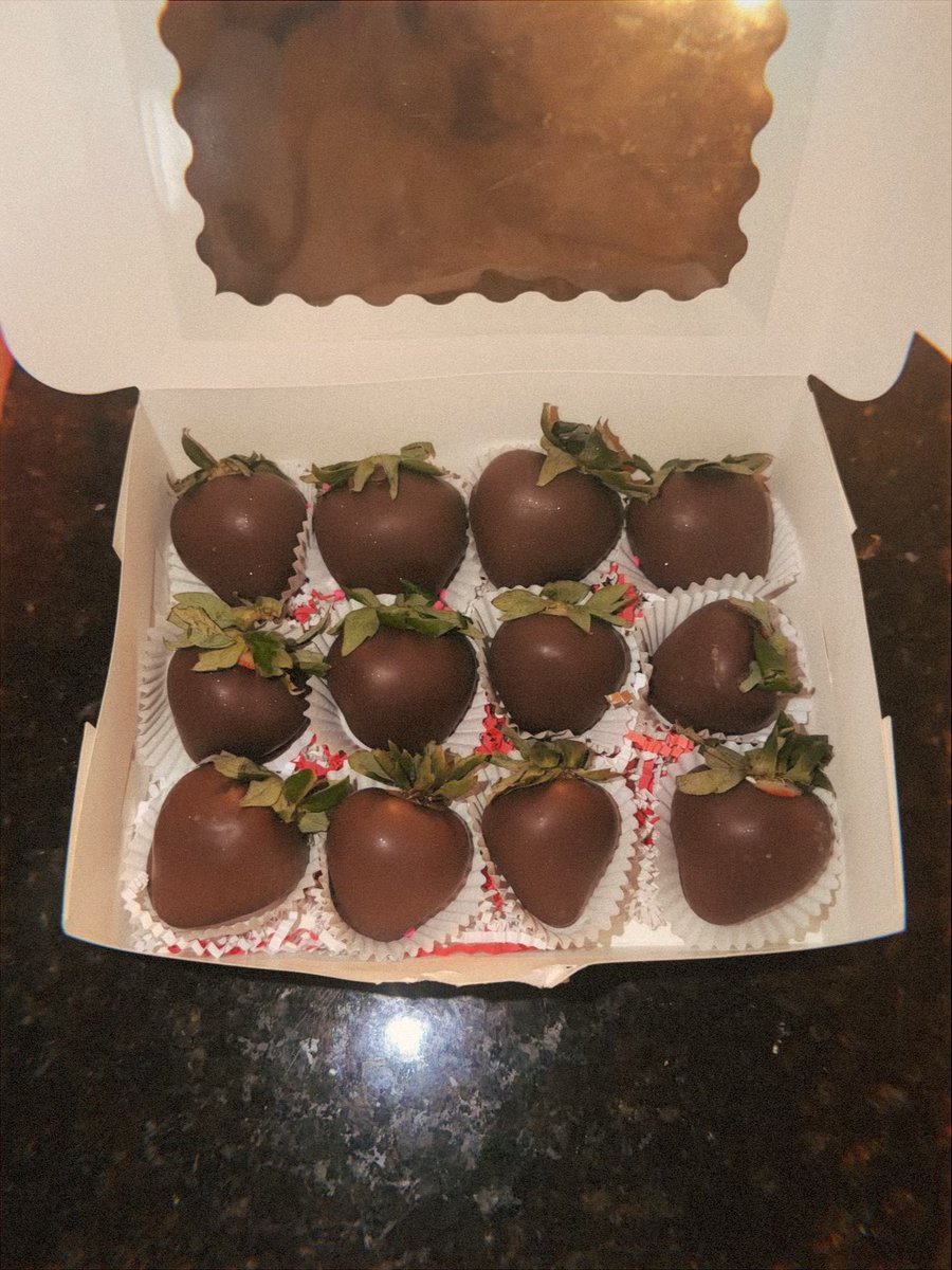 Tspoonoffun's tweet photo. Treated myself this Valentine’s Day 💌✨ https://t.co/7OMz2pdkR9