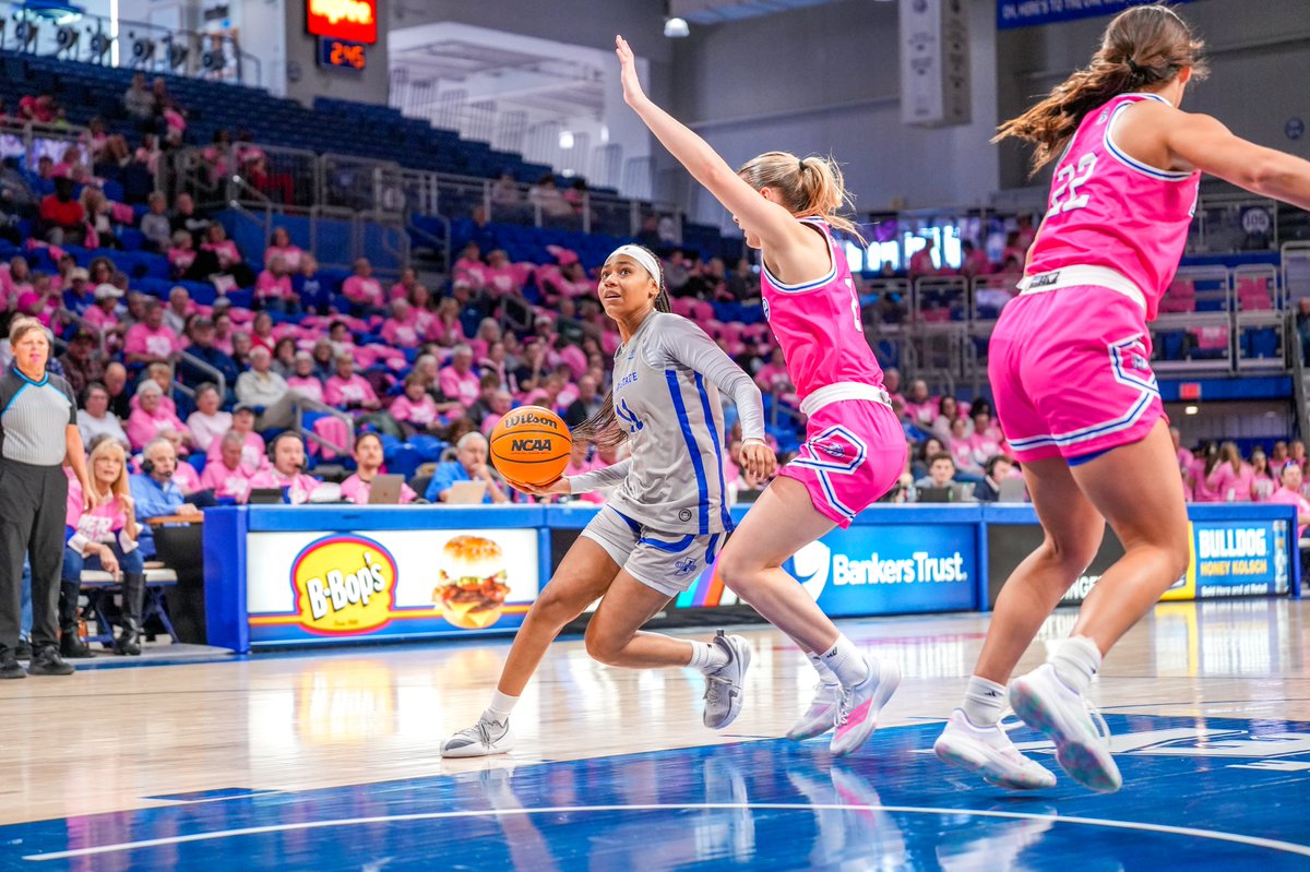 IndStWBB's tweet photo. A look through the 📸 at the opening 20 minutes

Work to do in the second half

#MarchOn | #ASONE https://t.co/qSvv9Qbd8t