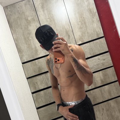 Angel Gomez tweet media