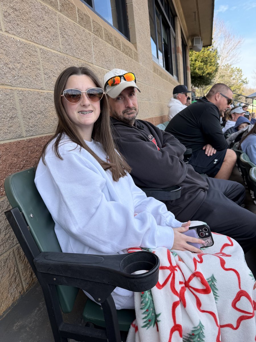 BombardLynne's tweet photo. From @WoffordSoftball to @UpstateSoftball to watch @UWGSoftball. Full day of 🥎 and college visits! @Steph99B @alex_bombard11 @CoachBombard @GAFIRE09DENOV @NHSTitanSB https://t.co/AKEZwgDhYC