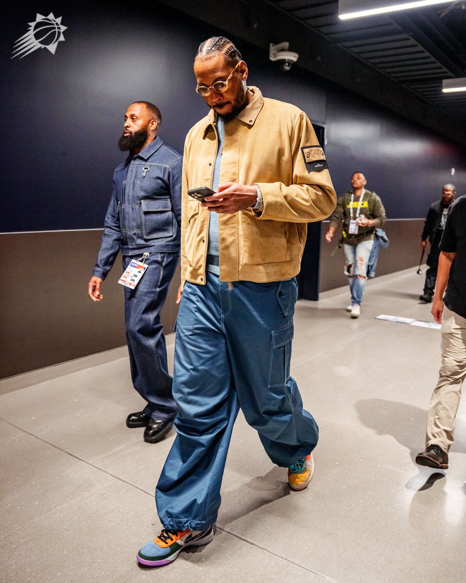 Melo rocking a pair of Book “What The” 🔥👟