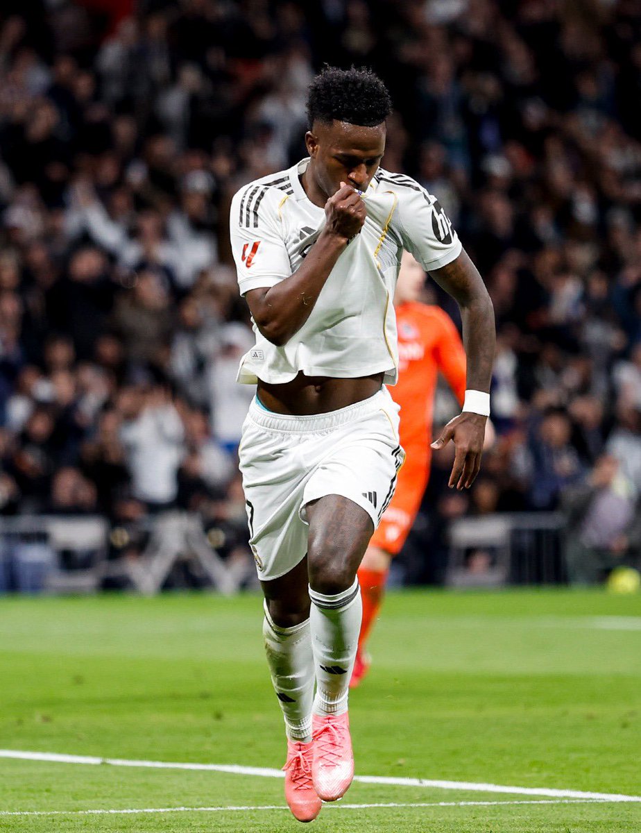 (fan) Mario tweet media