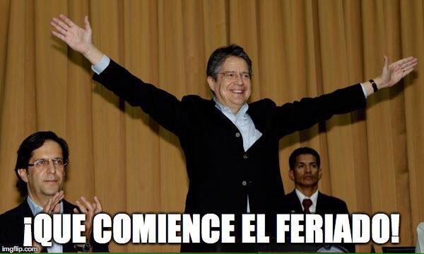 CesarSevilla's tweet photo. El meme de cada feriado https://t.co/rMIbdb73Lg