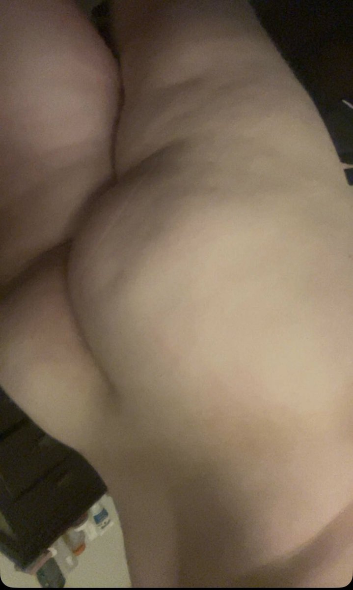 wnywan's tweet photo. My lady sends me the best stuff when I’m stuck at work 
#wife #gf #nsfw #nsfwtwt #swap #slut #bi #trade #bait #whore #hotwife https://t.co/uJdoWLPsvV