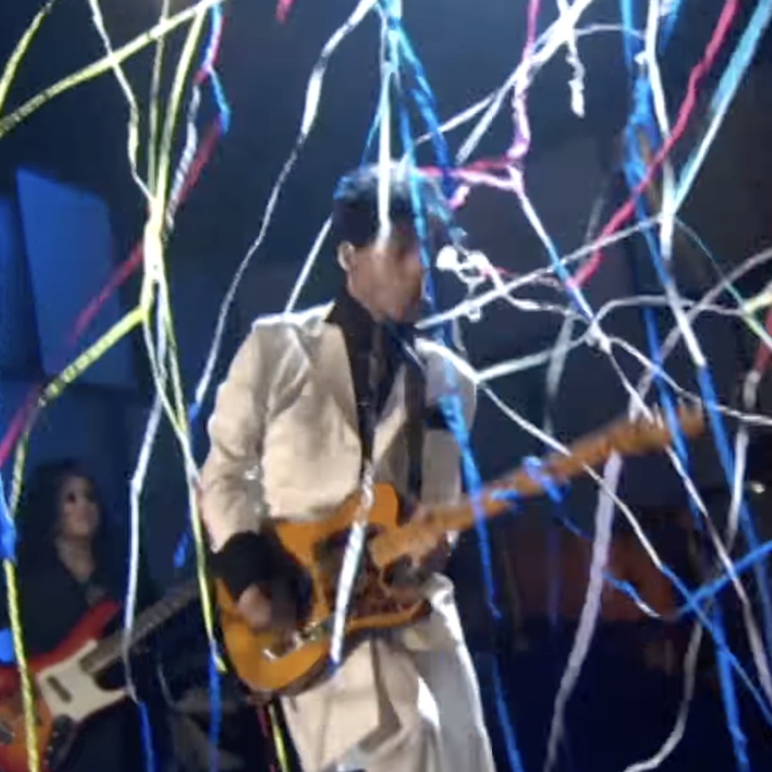 TMATSPodcast's tweet photo. Bold to have the streamers fall during the FIRST song performed at the 19th Rock and Roll Hall of Fame induction ceremony. #Fun #InTheWay #ThosePoorHornPlayers #Prince #RRHOF #LiveMusic https://t.co/yhMmN4fZOR