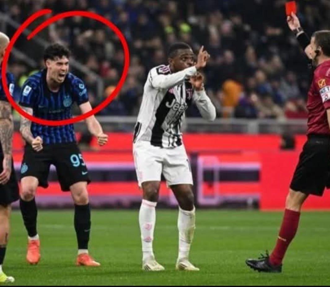 Vergara da mettere a rogo perché era felice che dopo un contato avesse sentir il fischio.

Qui, chi da anni fa e campa di questo.

Non avete capito nemmeno per il cazzo cosa sia avere sul serio il potere sui campionati.