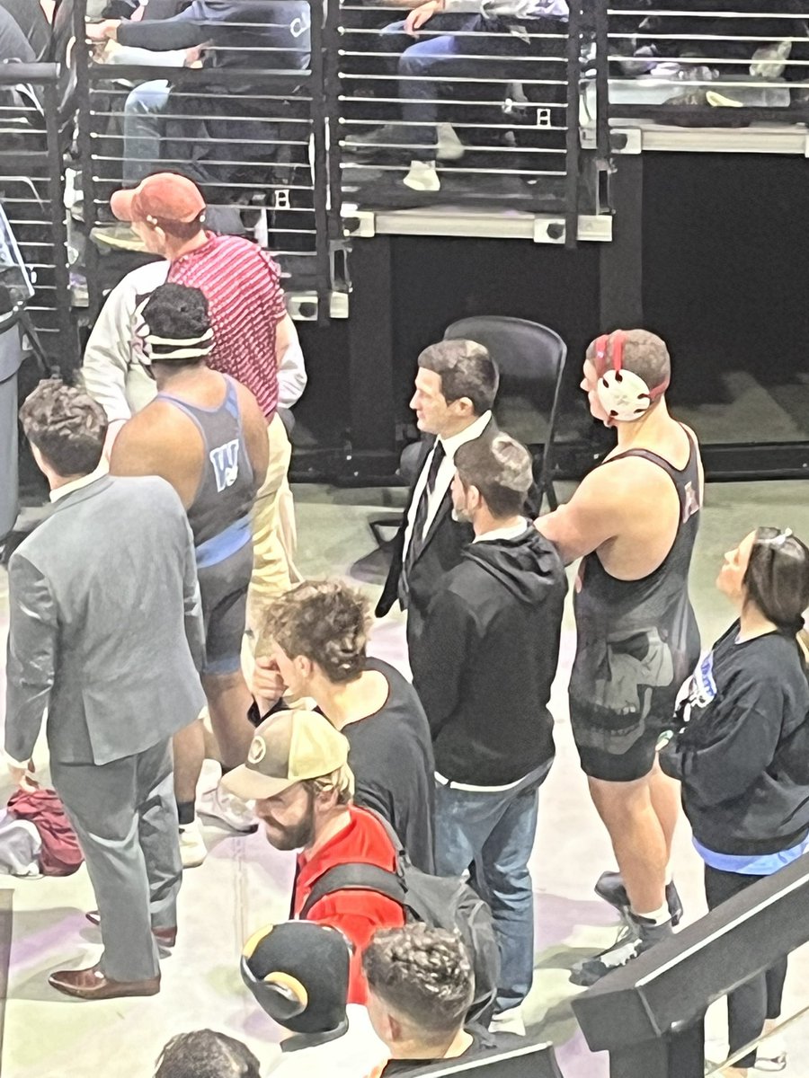 Chris Murray tweet media