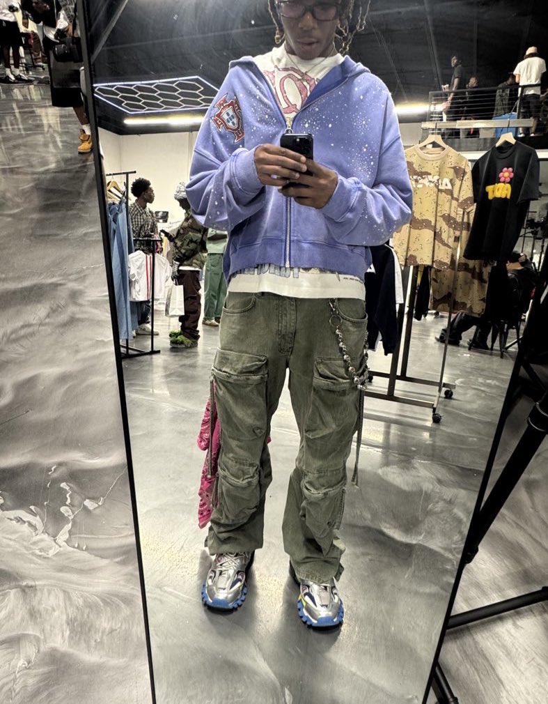 ndless00archive's tweet photo. in due time….. #ndless🐉 https://t.co/l9HRia8tNq