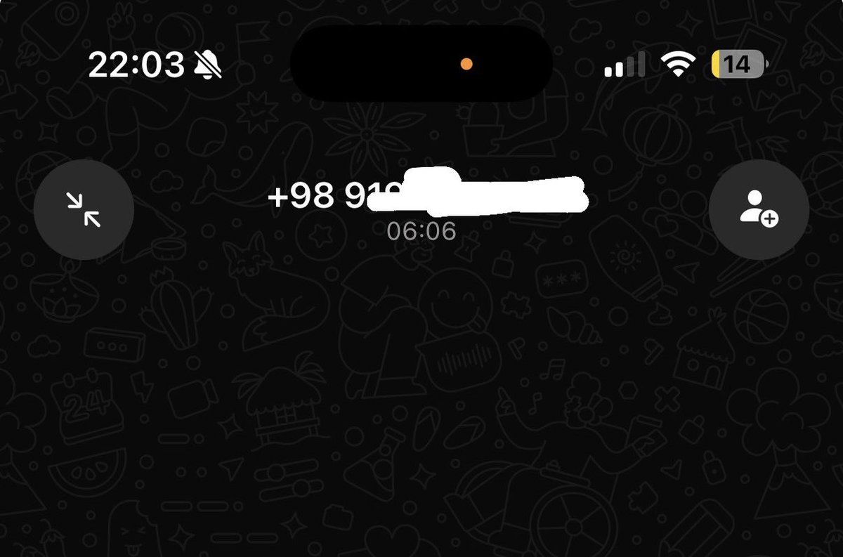 Ny samtale med familien i Iran. 

Godt over 80.000 som er bekreftet døde, men de mistenker det nærmer seg 100.000. Det har roet seg betraktelig de siste dagene, men skal visstnok være nye protester på trappene. 

Hallååå <a href="/Utenriksdept/">Utenriksdepartementet</a> - Få han ambassadøren ut.