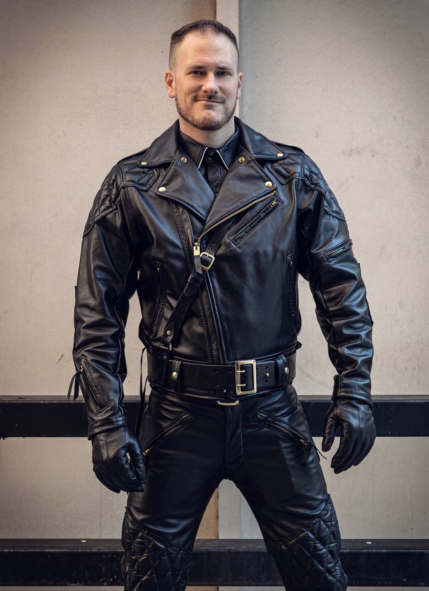 Taylor Bound tweet media