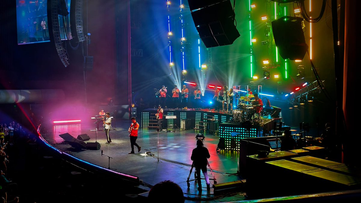 Unplugged News tweet media