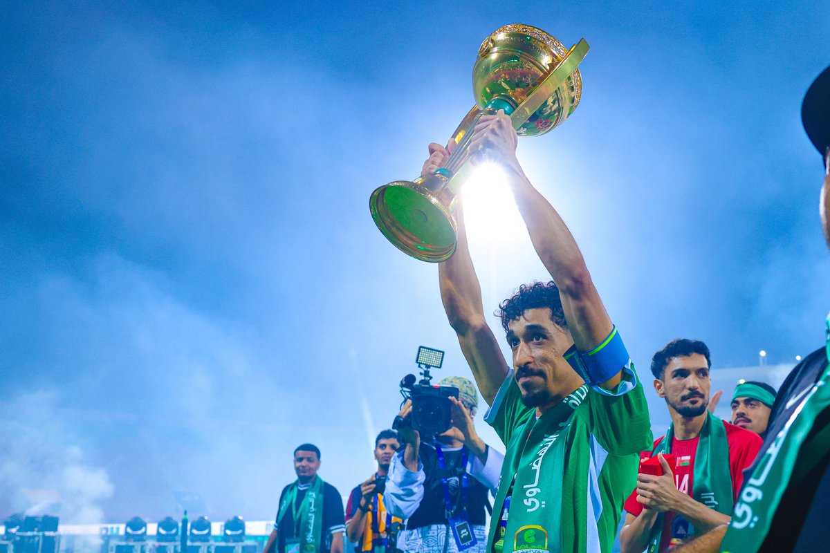 fcalnahda's tweet photo. 😎🏆🏆🏆🏆🏆🏆 https://t.co/jHqlNktE3d