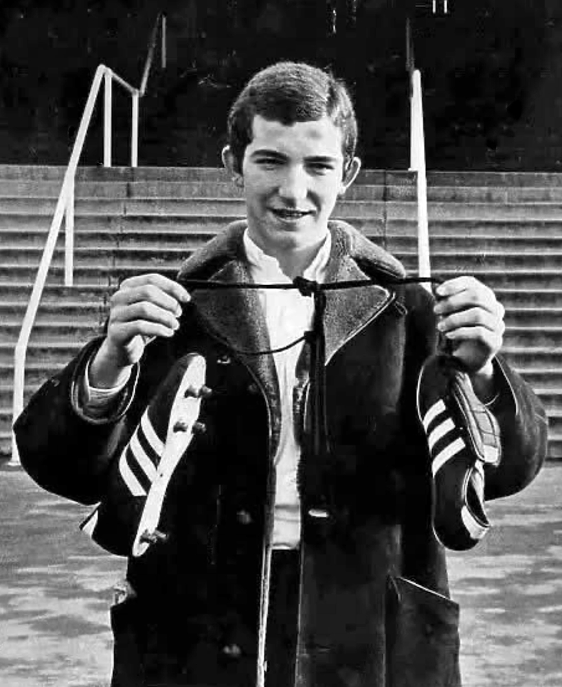 A young Graeme Souness as an Apprentice at Tottenham in 1969. In 2000, he became the <a href="/Rovers/">Blackburn Rovers</a> Manager taking the Club back to the Premiership and winning the Worthington Cup in February 2002; he left in September 2004. Signed🇹🇷Tugay Kerimoglu in 2001.