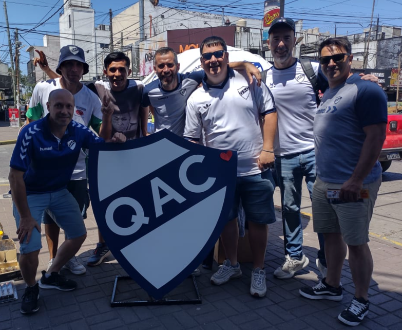 Seguimos recorriendo el partido, hoy tocó Solano y Quilmes Centro, mas de 50 socios nuevos y muchos socios recuperados que vuelven a ser parte de la familia cervecera. El club presente en tu barrio. #AHORAQUILMES #AHORALOSSOCIOS