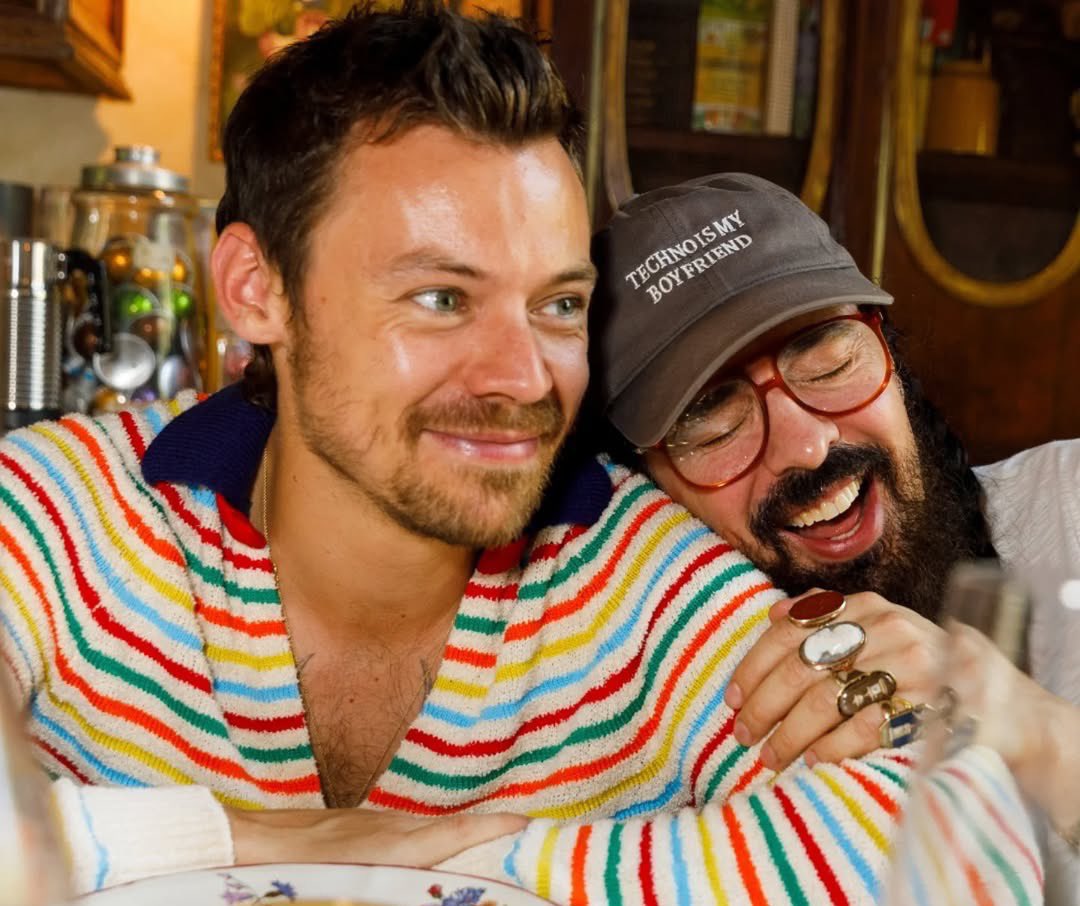 Robyn 🎞💙, 🚫stalking💚, 💚🏌🤎, ❯❯❯💔❯, 🔉📡💛🎙 tweet media