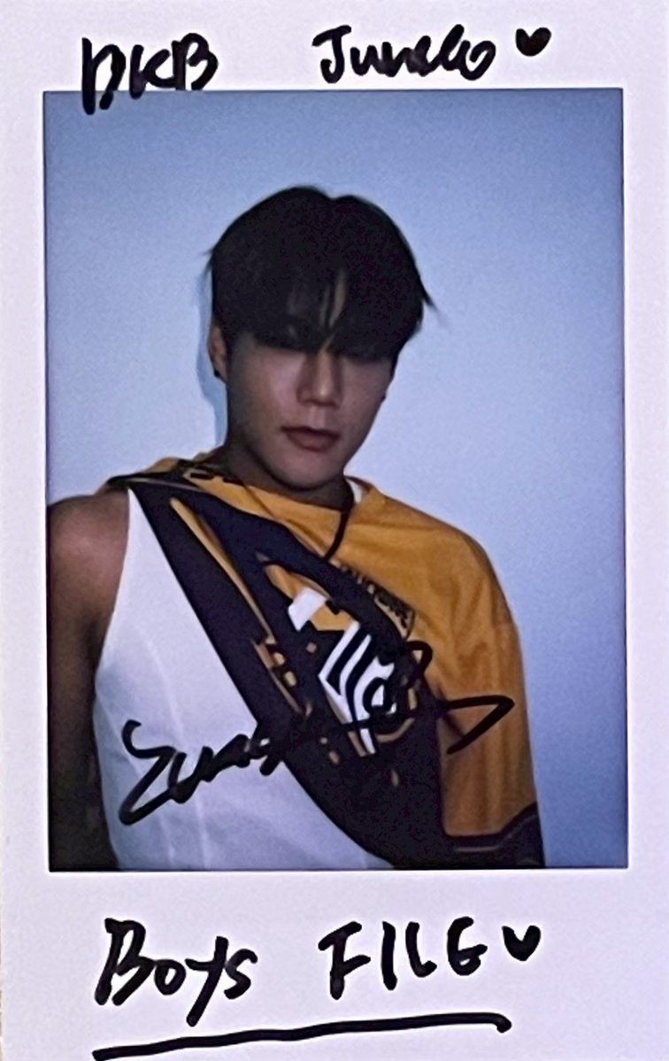 boysfile_jp's tweet photo. 【フォロー＆RP企画】
『BOYS FILE Vol.22 MUSCLE BOYS』
永久保存版❤️‍🔥アザーカットを大公開📸

本日は #DKB の #JUNSEO さんです！

（@boysfile_jp）と（@DKB_japan）を
フォロー&このポストをRPしたら応募完了！💌
※発送は3月末以降

💪応募期間:2026年2月23日23:59迄💪

＜NOW ON SALE💥＞
J-Kidさんの筋肉美をもっと見たい方へ朗報です！
ただいまBOYS FILEオリジナルグッズを期間限定で販売中！ご購入はこちらから💁‍♀️
https://t.co/0XzNVtN2gs

#BOYSFILE