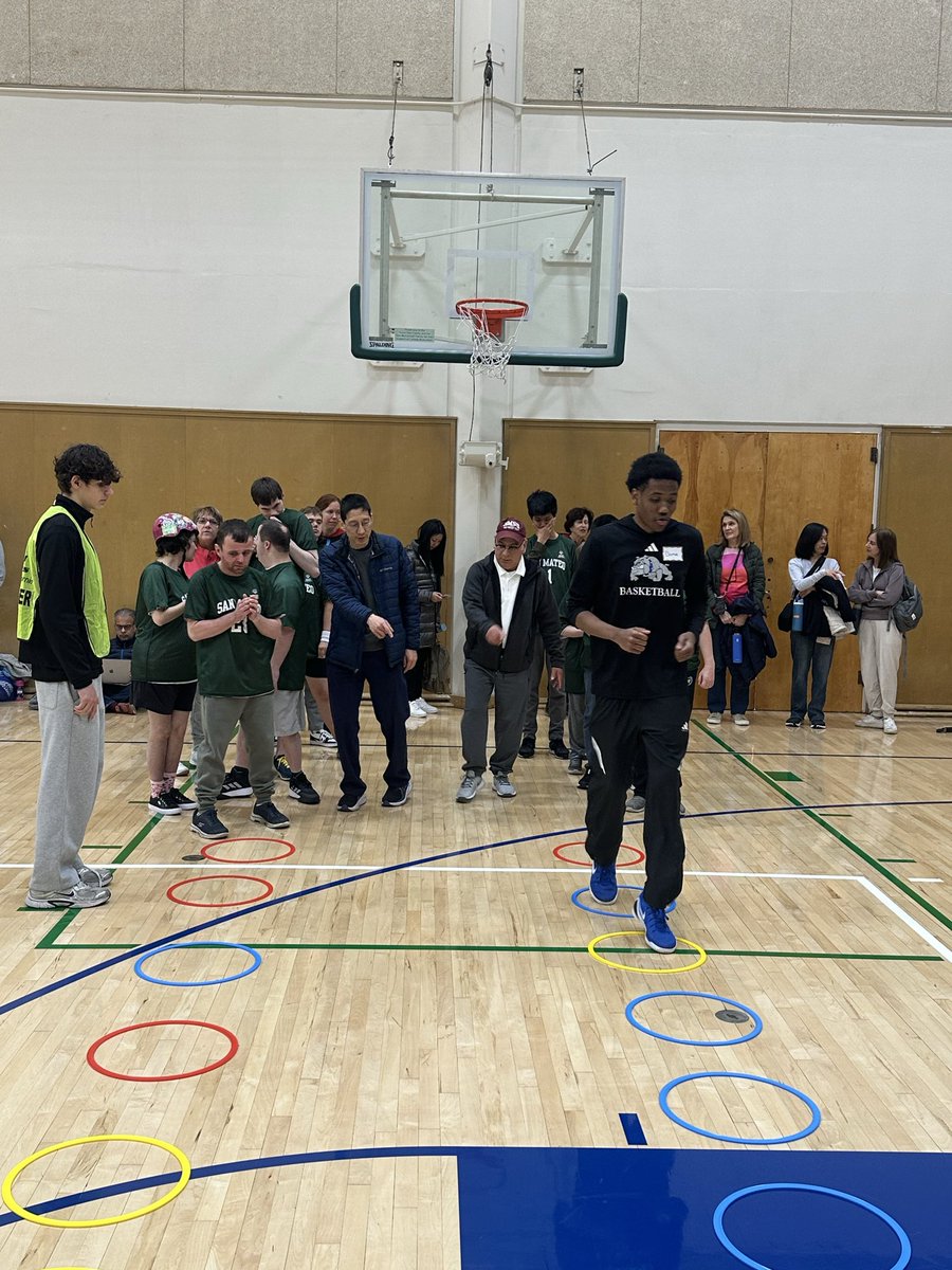 CSM Men’s Basketball tweet media