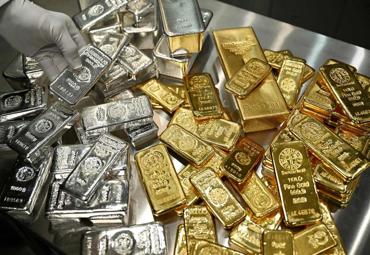 *JPMORGAN EXPECTS GOLD PRICES TO REACH $6,300/OZ BY END OF 2026