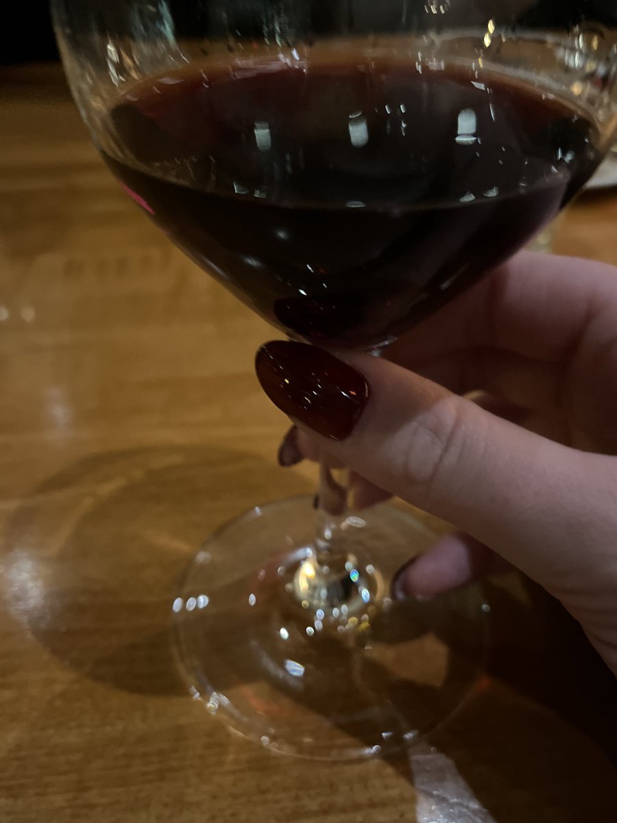 thecherryeffect's tweet photo. Happy Valentine’s Day 💌🍷🍒🌹 https://t.co/vd7vVsRFWU