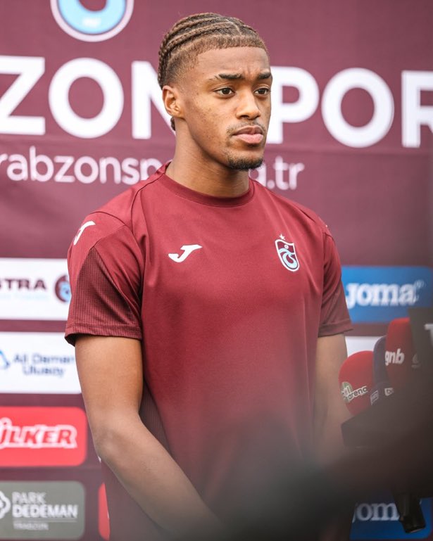 Bak birader çok göze batmaya başladın kendine çeki düzen ver