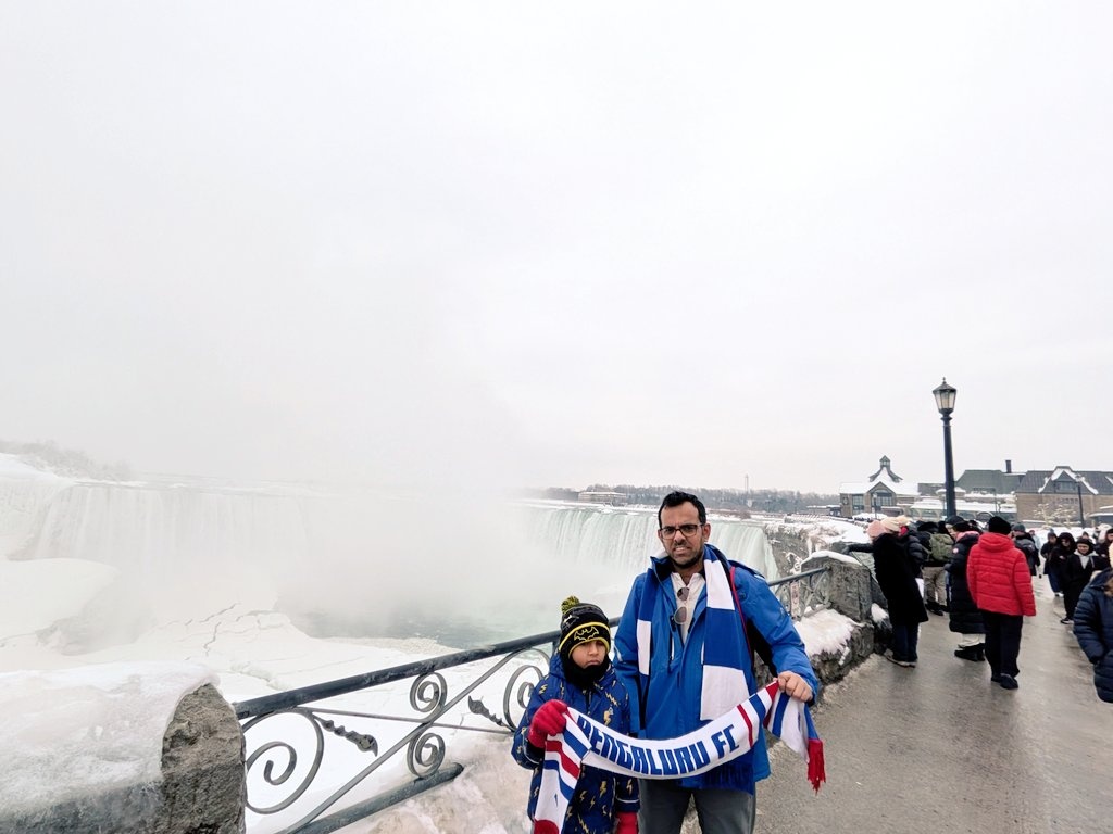 Dodda_Bull's tweet photo. Even in frozen Niagara and icy falls, our hearts stay warm and Blue — here’s to a fiery season ahead, @bengalurufc! 💙❄️🔥 #WeAreBFC #ISL12 https://t.co/a1ZeAdjF8R