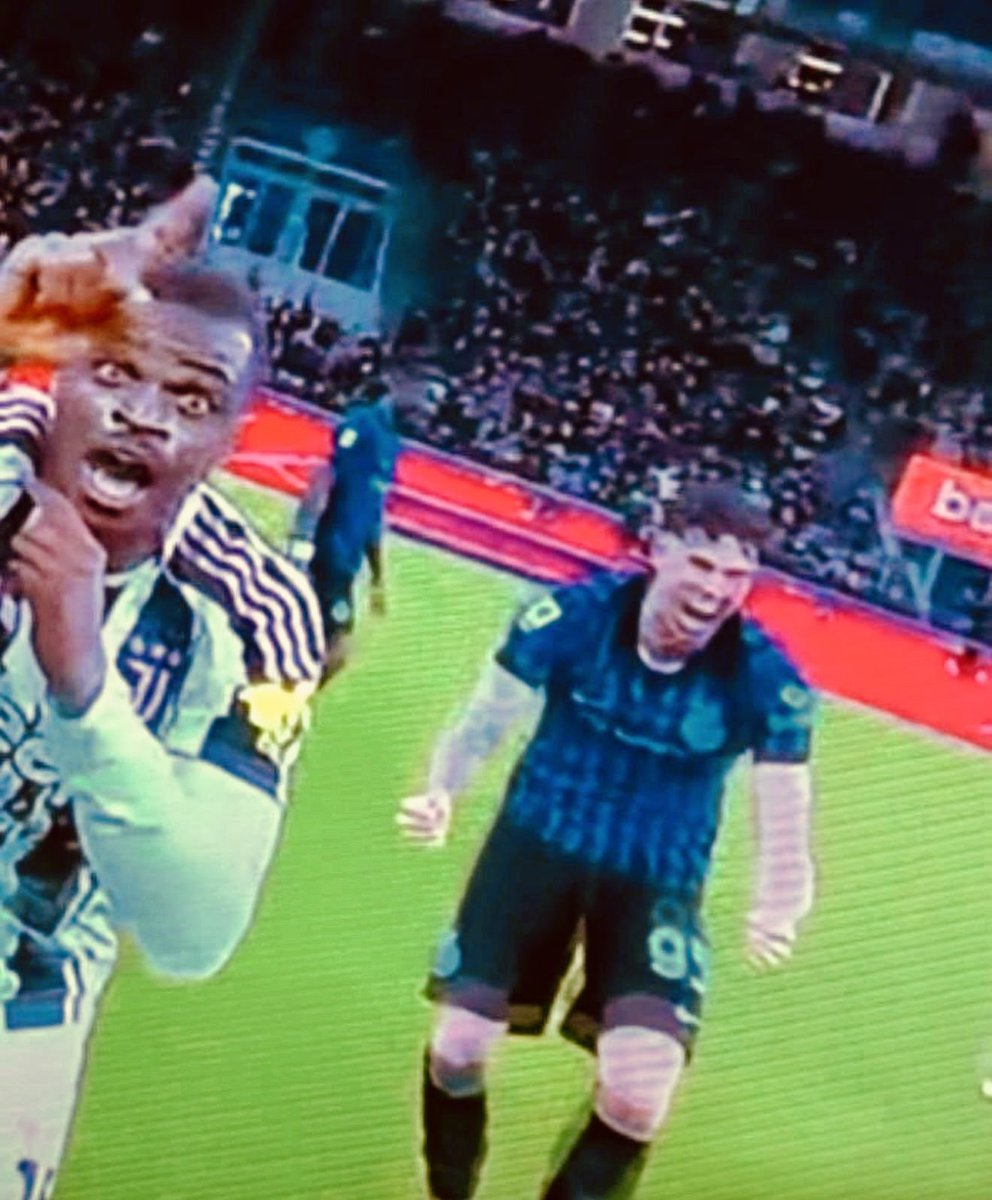 #InterJuve
Impossibile commentare la partita questa sera.
La squadra però ha onorato la maglia #finoallafine