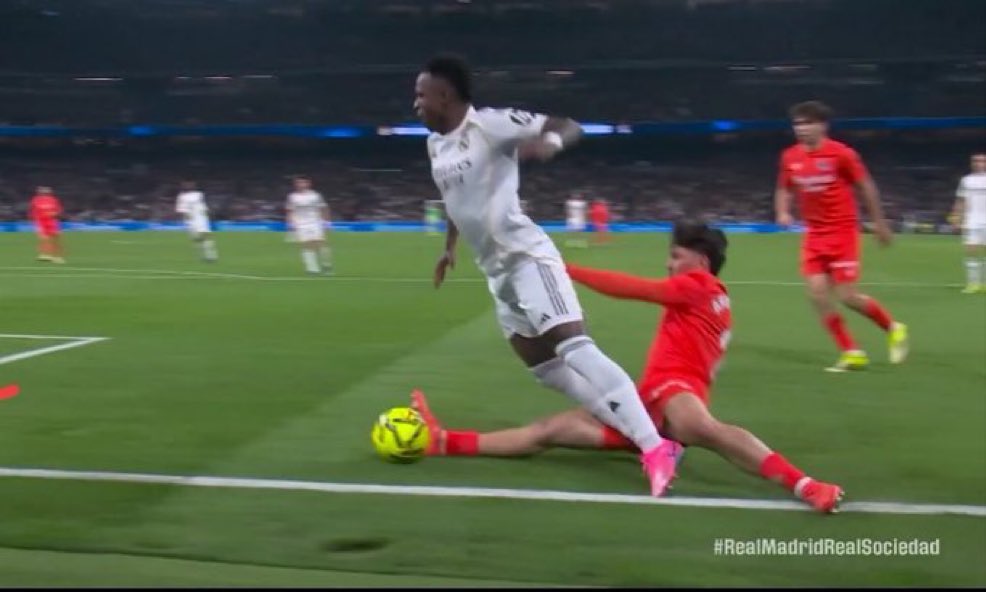 POR LA MAÑANA CAFÉ

POR LA TARDE RON

VINICIUS HIJOPUTA

PEDAZO MARICON