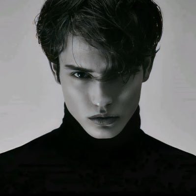 Julian_Naif's tweet photo. #NeuesProfilbild https://t.co/xNOMZSlPXA