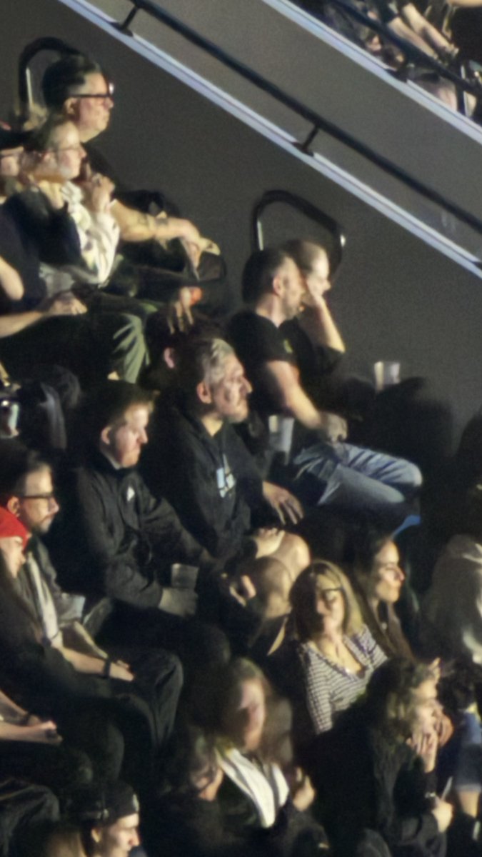 Ben Thatchers Elbow tweet media