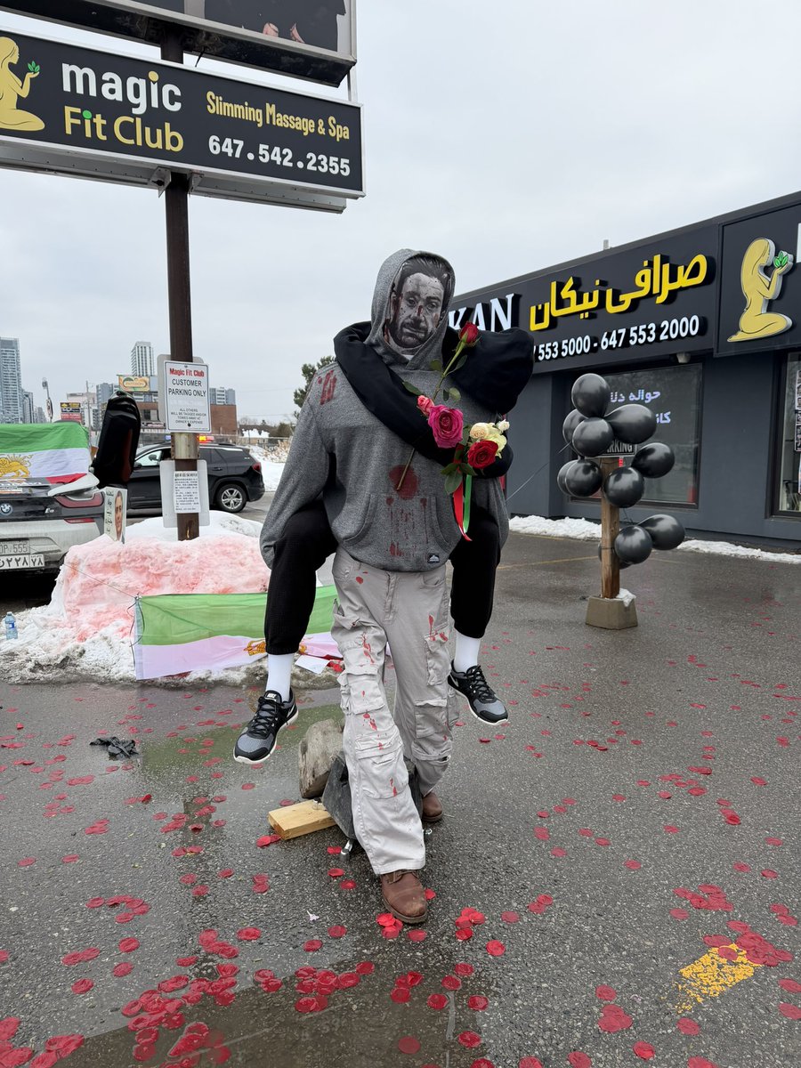 FreeWoman14011's tweet photo. #Hamid_Mahdavi 

جاویدنامی که فراموش نمی‌شود …

#Feb14ForIran #Toronto #IranRevolution2026 https://t.co/zDut45TE5Q
