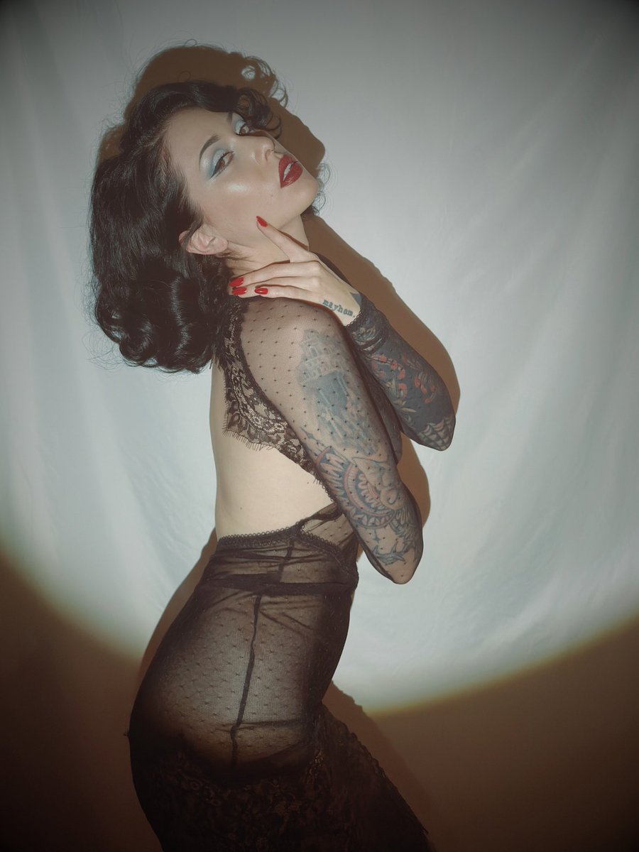 Saint Arson Leigh tweet media