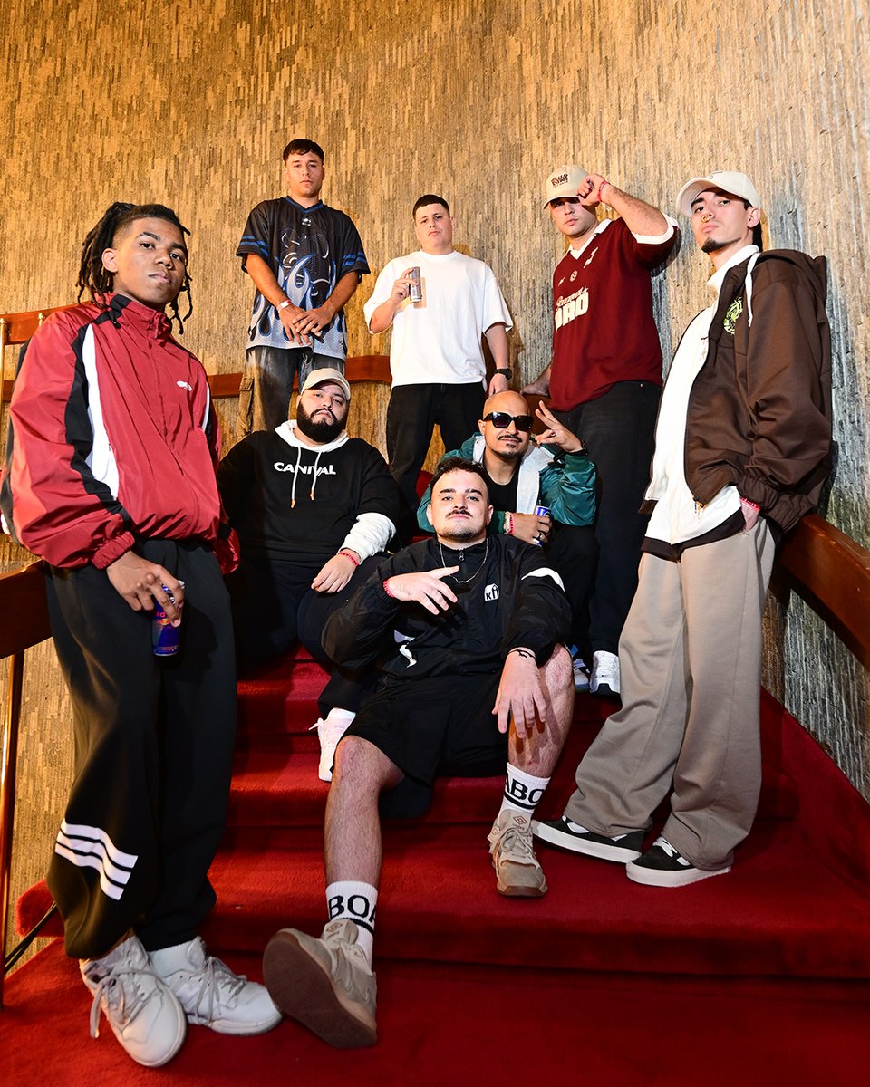 redbullbatalla's tweet image. Los MC's están listos para La Final de #RedBullBatalla Sudamérica.

Enfrentamientos:

LANCER LIRICAL vs SPEKTRO
EMBLEMA vs MISTER H
CRISTONITA vs MINOTAURO
MAC TEMPO vs BOBBY

IMIGRANTE vs MELO
LOU T vs DRAZER
RAMTHEWAN vs CHANG
NAICEN vs KECHU

¿Quién gana?