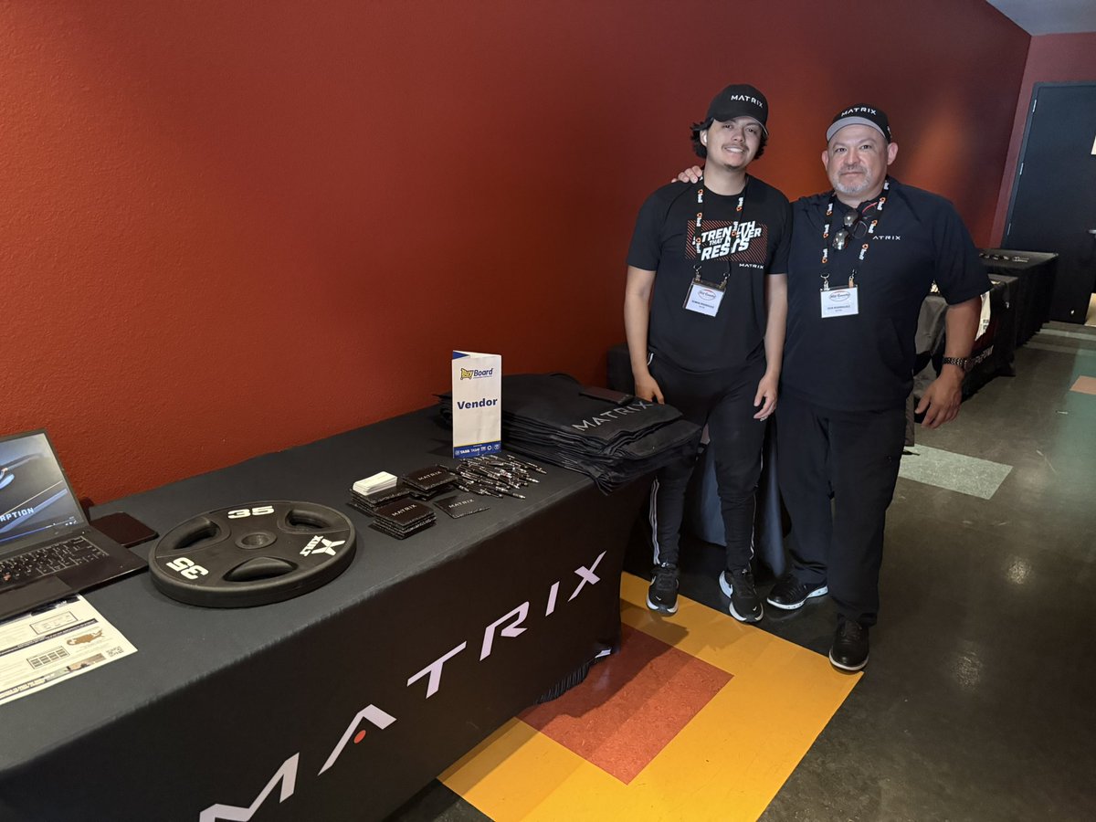 Lance Moffett tweet media