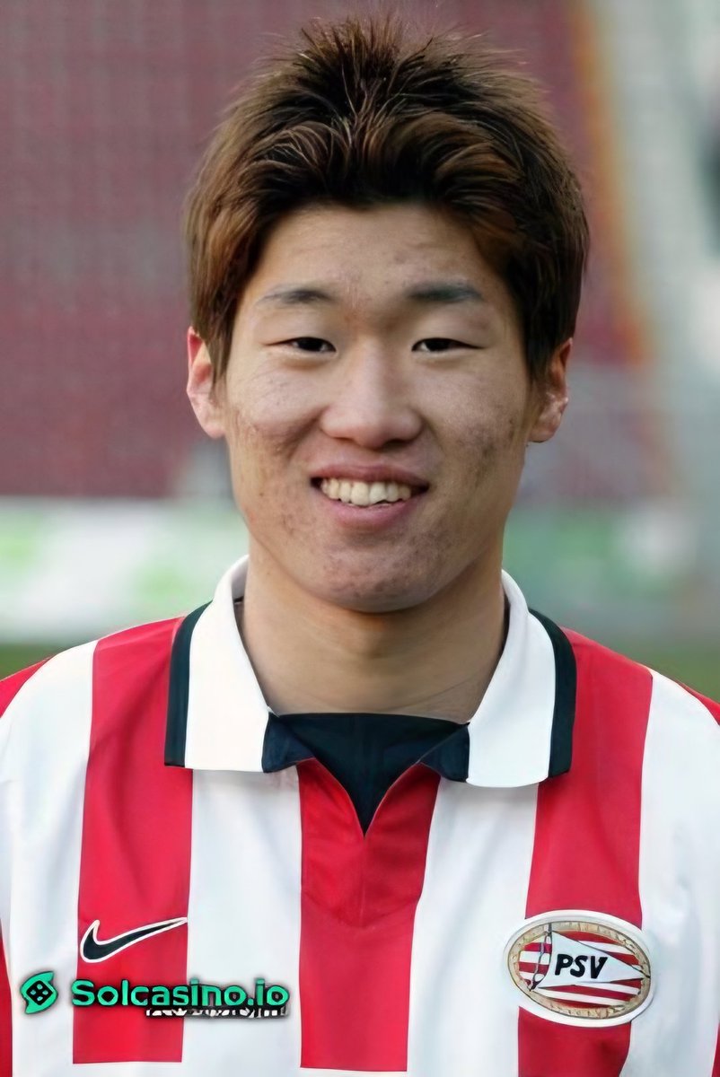 Ji-Sung Park (21) (€5M) - Kyoto Sanga FC (Japan) to PSV Eindhoven (2003)