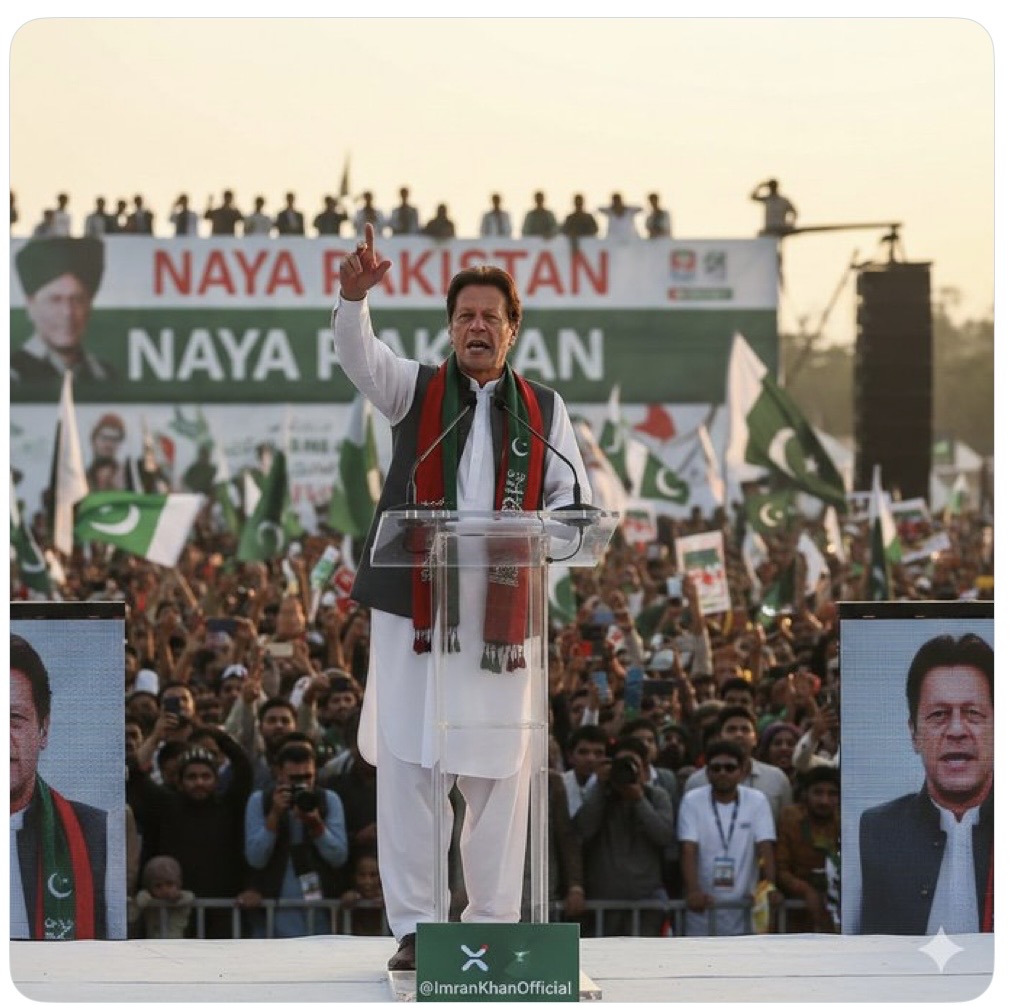 carolynhparrish's tweet image. Imran Khan, former Captain of World Cup Cricket Champions,former President, rapidly going blind in a Pakistani jail - from neglect. A man who built &amp;amp; funded a first class cancer hospital that charged patients from all over the country ONLY what they could afford for amazing care.