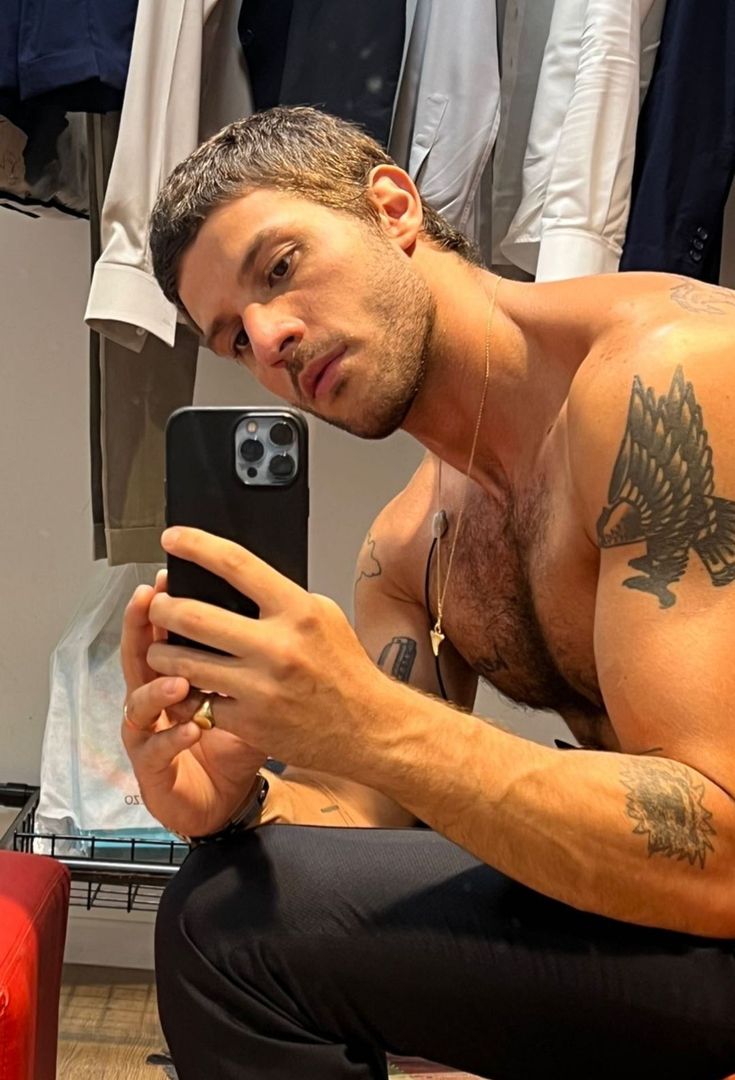 xscoolguy's tweet image. 