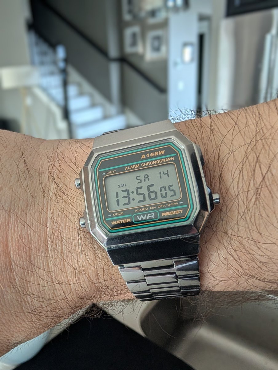 jesuisbaiguai's tweet image. #skxmod #retrofuture #lcdwatch