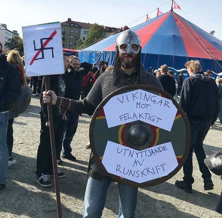 Antifa_Ultras tweet media