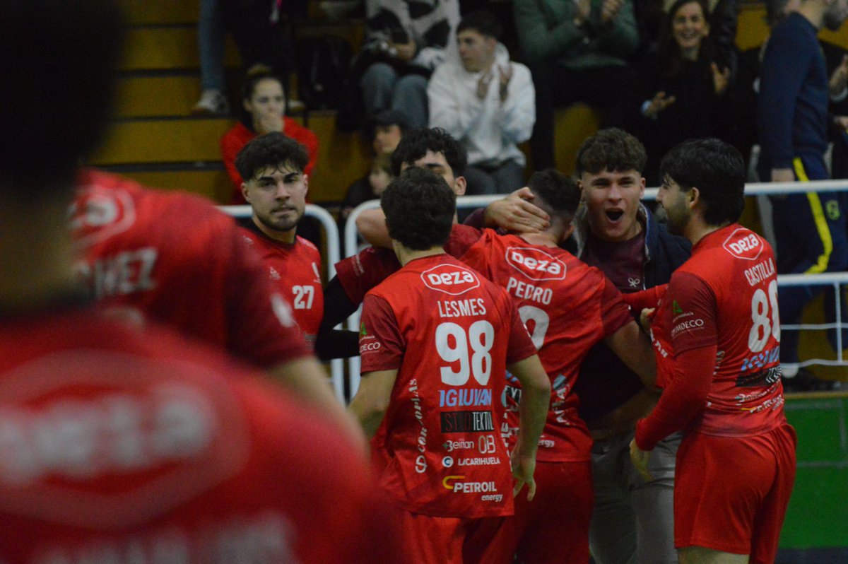 ✍️ CRÓNICA 1ª NACIONAL
Victoria para el <a href="/FundKutxabank/">Fundación Kutxabank</a> CBM en el derbi capitalino ante <a href="/balonmanosalle/">Balonmano La Salle</a> para acabar con la racha negativa
👉 cordobabm.com/el-kutxabank-c…
#OrgulloGranate