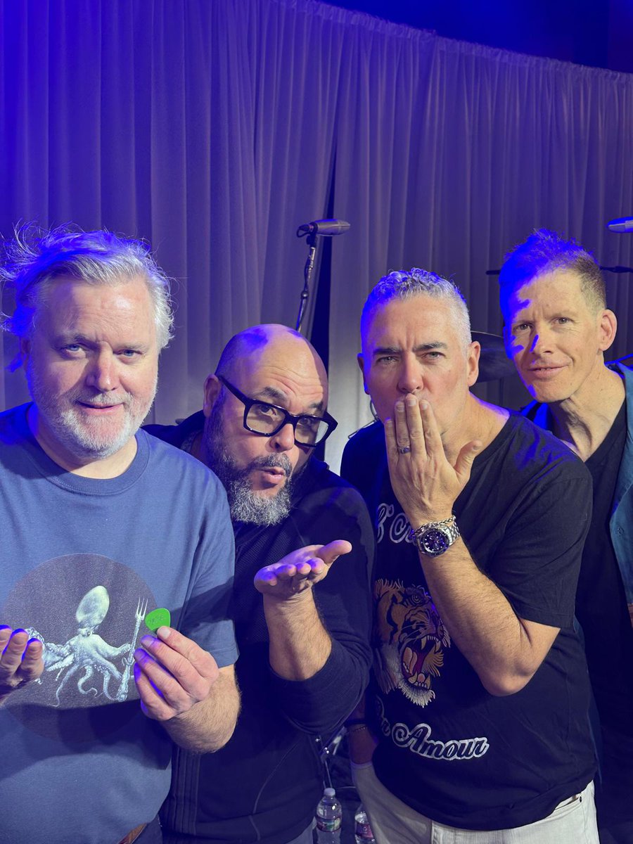 Barenaked Ladies tweet media