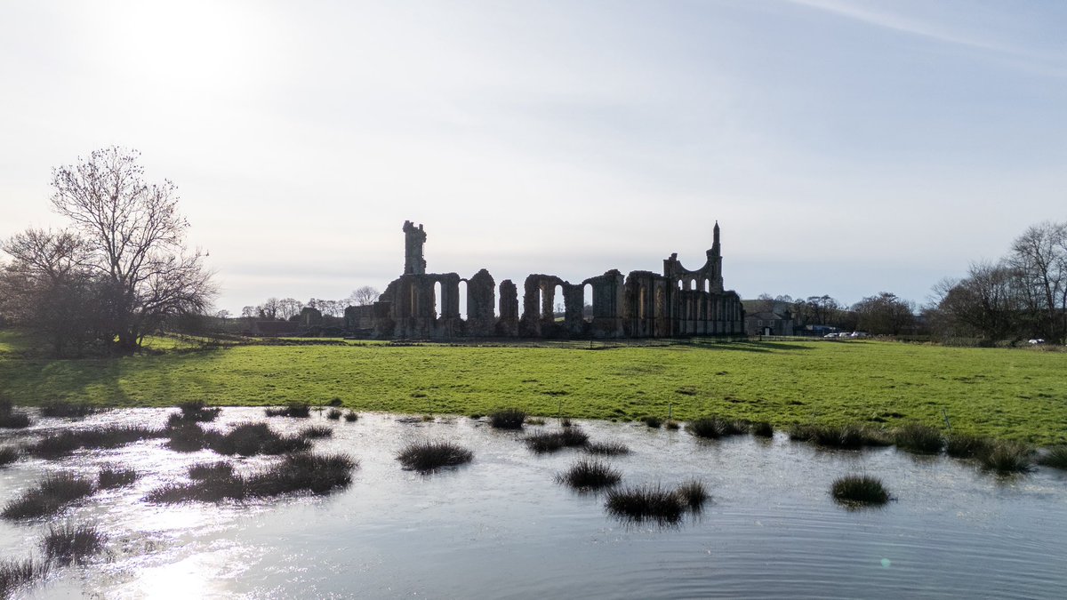 Ancient silhouettes <a href="/iandt53/">Ian Thomson</a> <a href="/stephen_spc/">SPC</a> <a href="/serudd1960/">Susan Rudd</a> <a href="/FrostlynneLynn/">Lynne Frost</a> <a href="/5Naureen/">Naureen Khalid</a> <a href="/ShiresGirl/">Karen Weston 💙</a> <a href="/JCadd/">Julie Caddell</a> <a href="/julescporter/">Millartron</a>